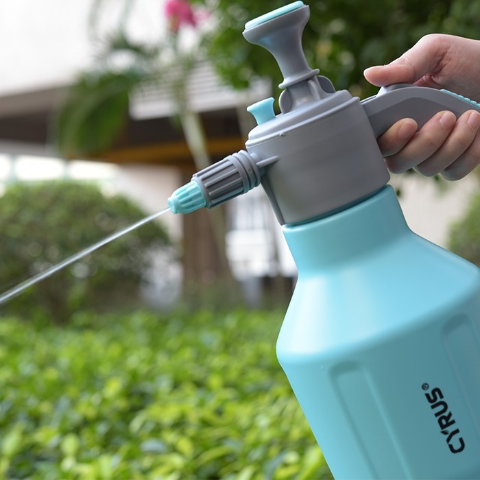 Garden Water Pump Sprayer