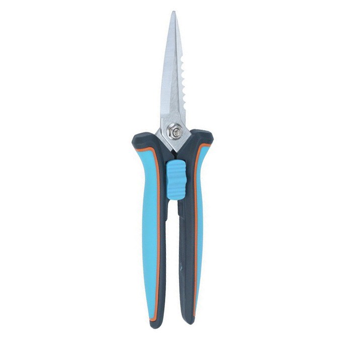 מספריים לקצץ גינה